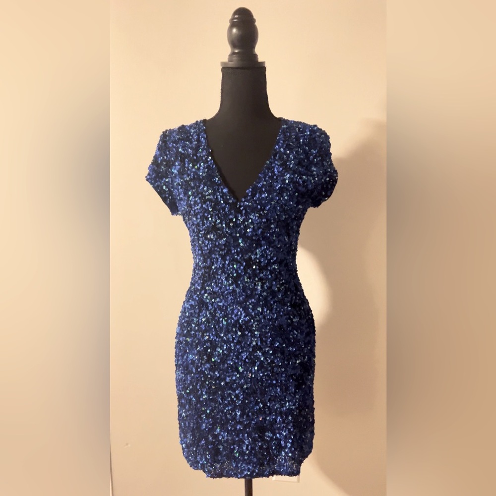 Stunning Sapphire Cobalt Blue Sequin Cocktail Evening Dress NWT